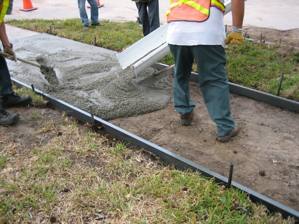Sidewalk concrete contractor